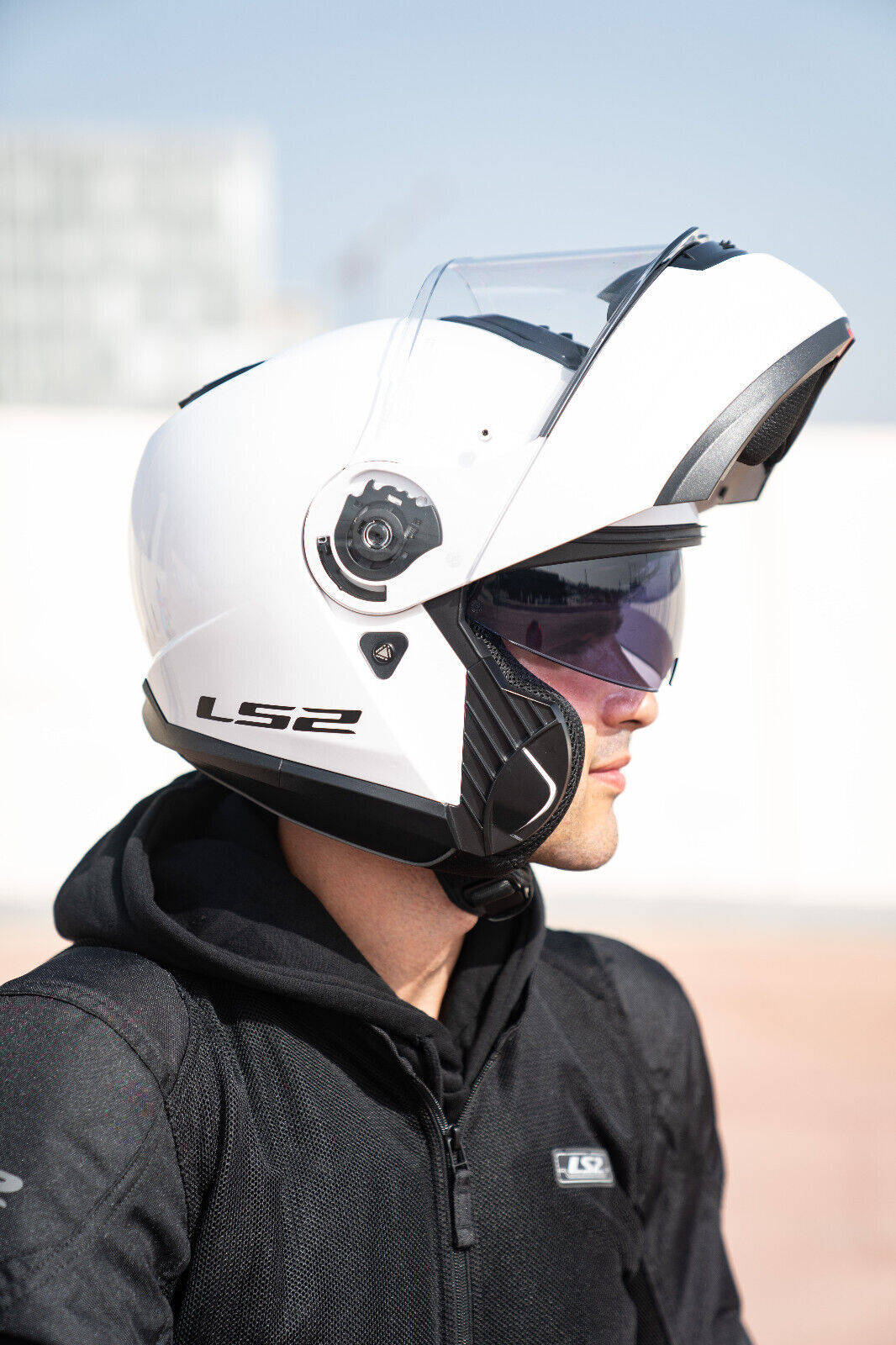 Riderwear | LS2 FF908 STROBE-II Flip-Up Modular Helmets